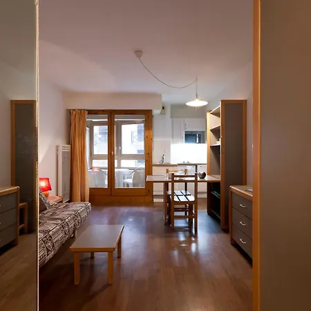 2* Avec Balcon, Parking Et Wifi Au Centre De - Fr-1-512-14 * Brides-les-Bains