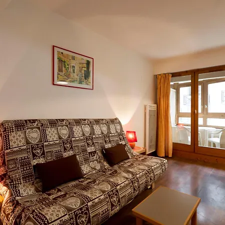Apartment Avec Balcon En Centre-ville, Proche Telecabine Et Thermes A - Fr-1-512-14