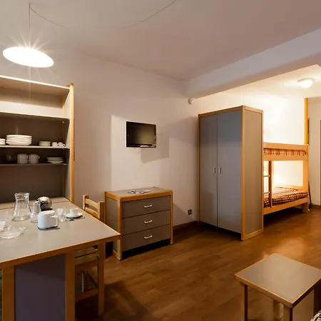 Apartamento 2* Avec Balcon, Parking Et Wifi Au Centre De - Fr-1-512-14 *