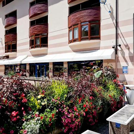 Avec Balcon En Centre-ville, Proche Telecabine Et Thermes A - Fr-1-512-14 Apartment Brides-les-Bains